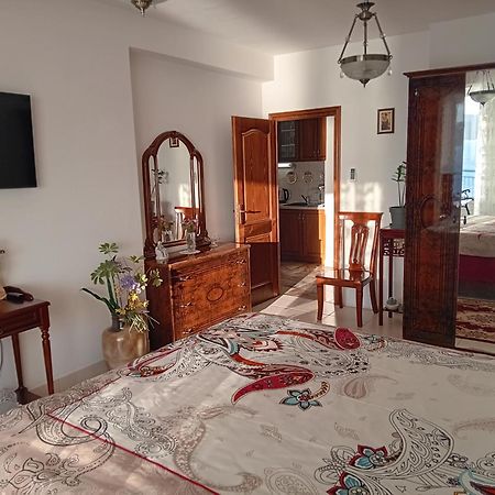Olga Bashinskaya Apartment Sutomore Bagian luar foto