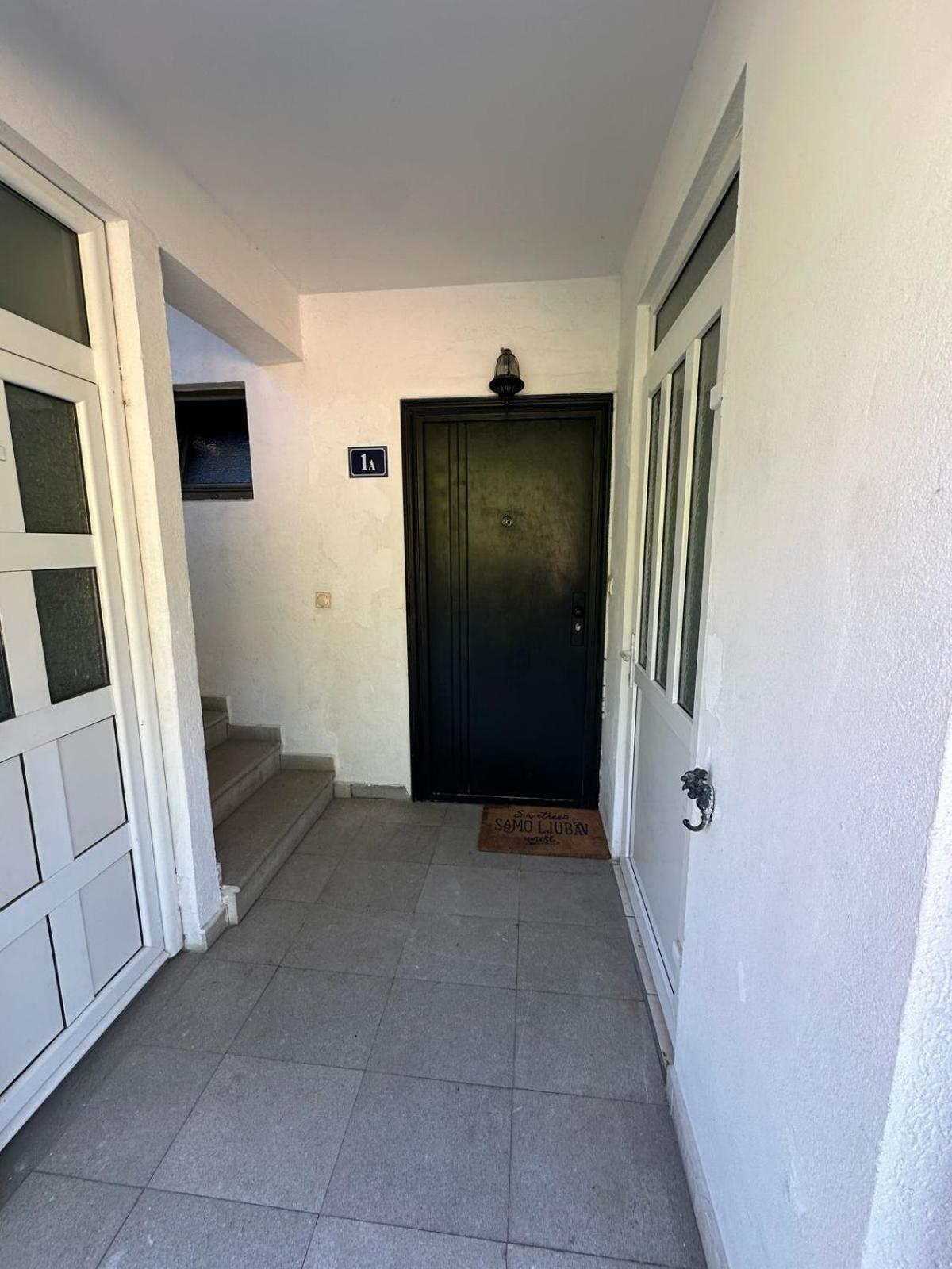 Olga Bashinskaya Apartment Sutomore Bagian luar foto